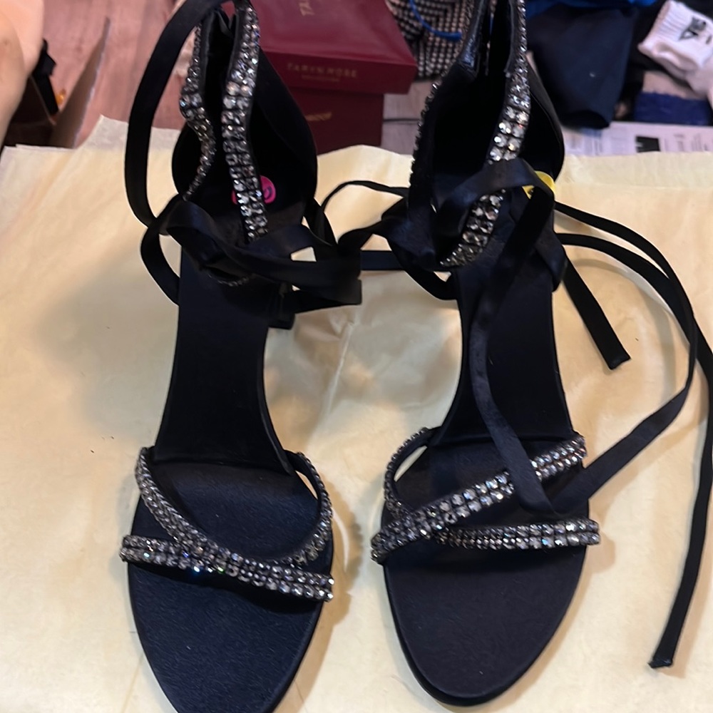 Gucci shoes